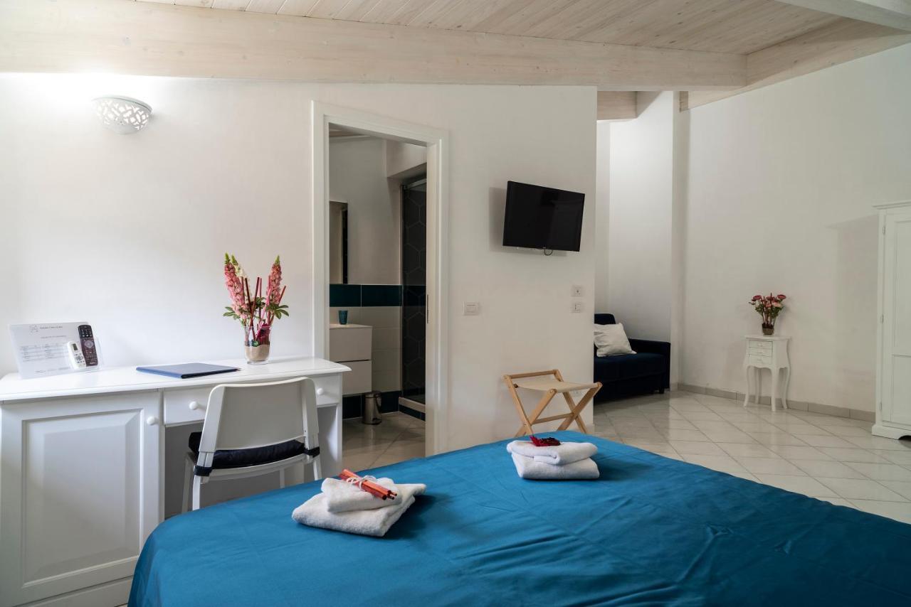 Hotel Residenza D'Epoca Olimpia à Santa Maria di Castellabate Extérieur photo